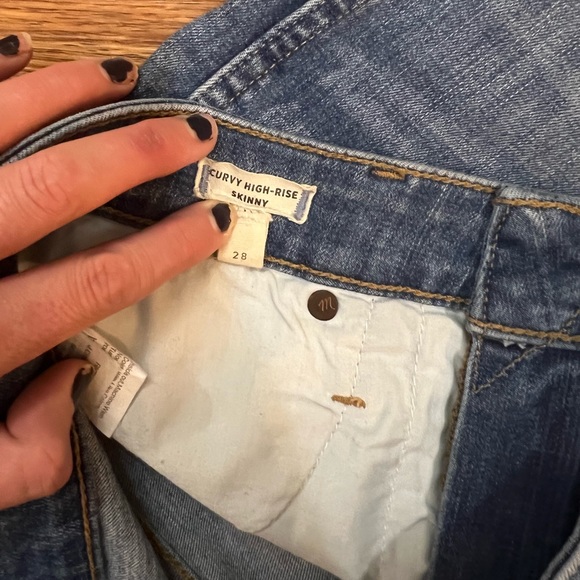 Madewell Curvy High Rise Skinny Jeans - Picture 5 of 5